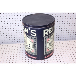 Early Reismans pretzel tin toast of Philadelphia