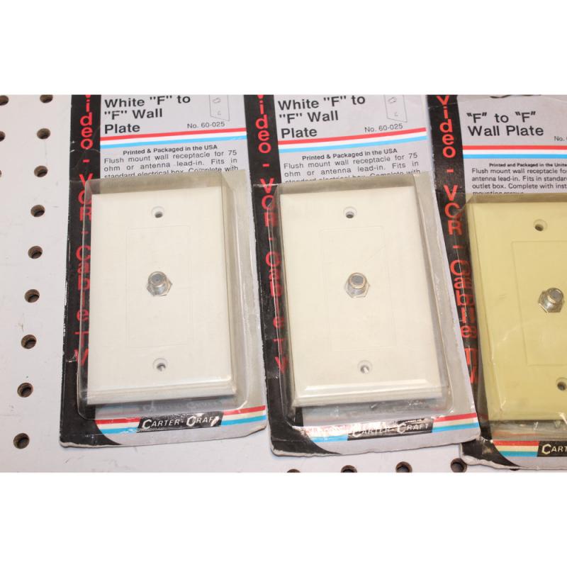 Lot of three coaxial F to F wallplate