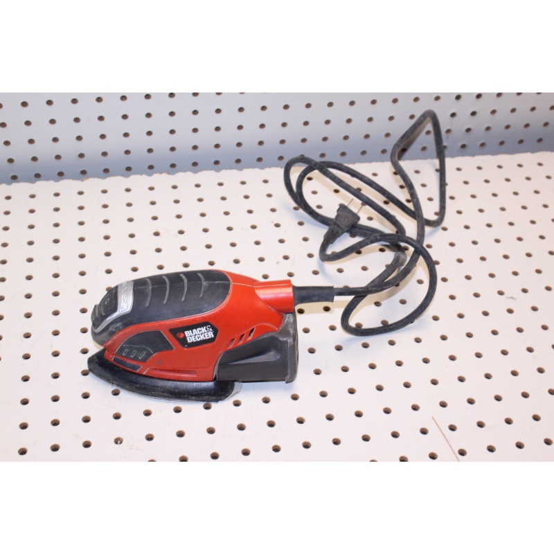 Black & Decker palm sander