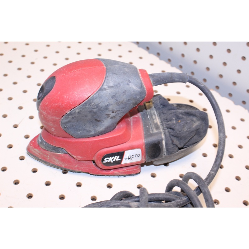 SKIL 7300-01 Octo 0.8 Amp Detail Sander with Bag