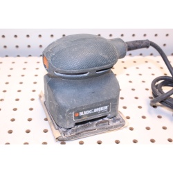 Black & Decker palm sander 1.6 amp 15,000 OPM