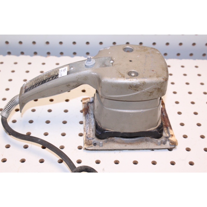 Vintage Montgomery Ward powr kraft orbital sander