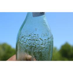 10" Vintage Vintage Bottle Trade Clicquot Club Mark - Green Glass