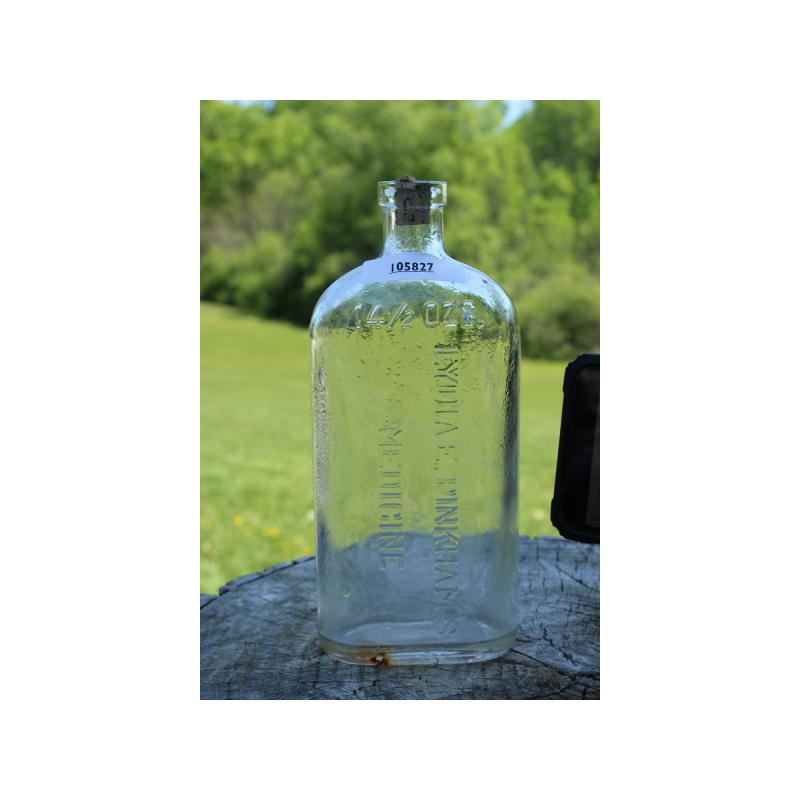 8" Vintage LYDIA E. PINKHAM'S MEDICINE - 14.5 OZ. bottle - Clear Glass