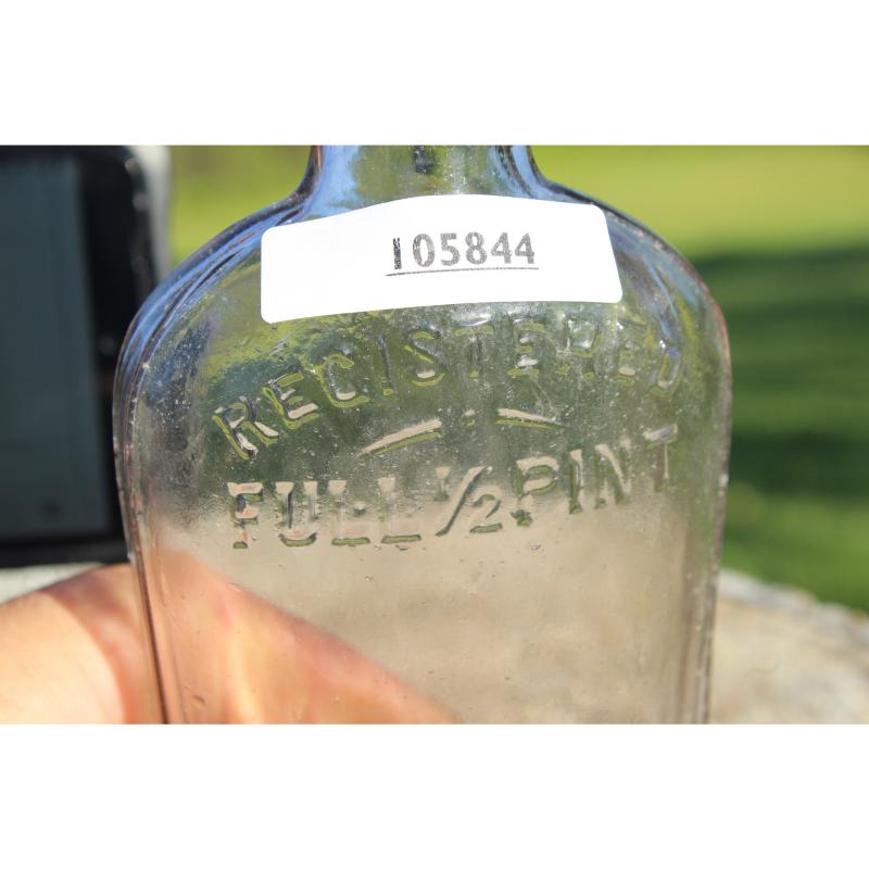 6" Vintage REGISTERED FULL 1/2 PINT - CAP. 8 OZ. bottle - Clear Glass