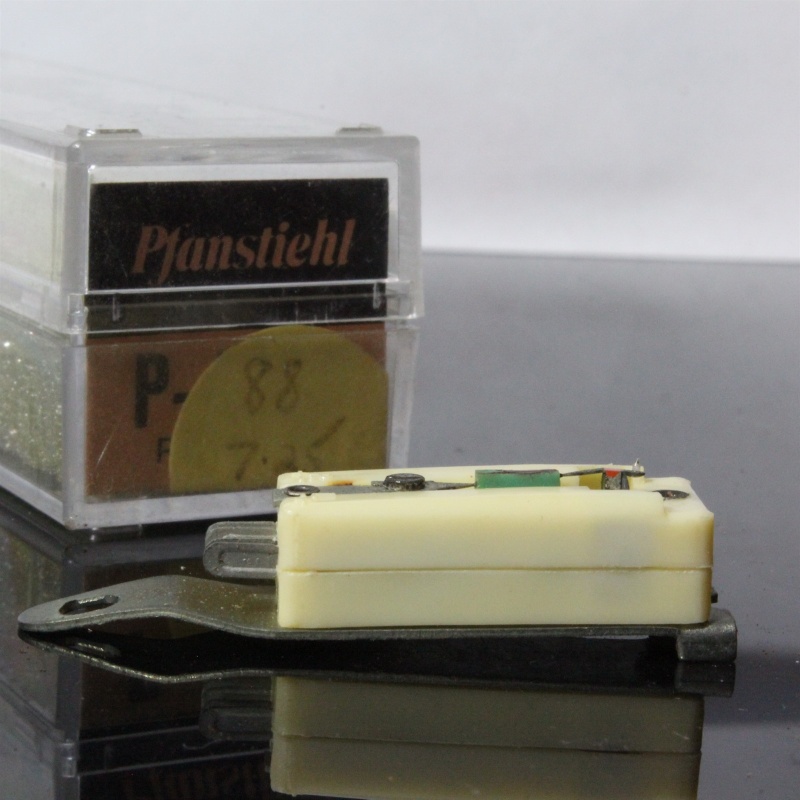 Pfanstiehl P-88 Turntable Cartridge Needle/Stylus
