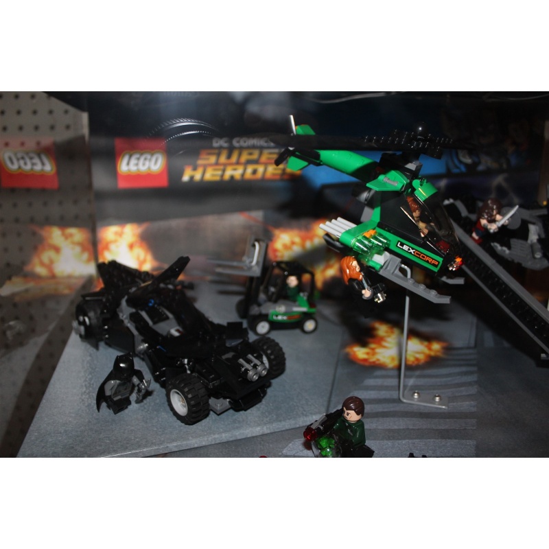 Lego DC Super Heroes Display #76045 Kryptonite #76046 Sky High Battle - Deposit