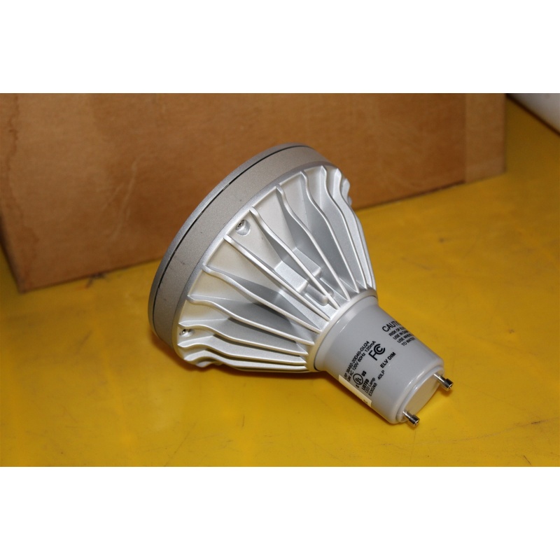 CREE Lighting LRP-38A92-20D40-GU24 12W LED PAR38 GU24 Base, 600 lumens 20 Degree