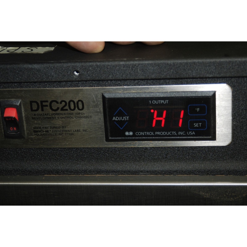 Sirchie DFO Large Latent FingerPrint Development Control Chamber, 110V AC DFC200