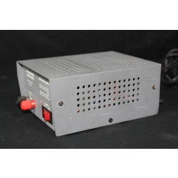 PYRAMID PS-4K REGULATED POWER SUPPLY CONVERTER