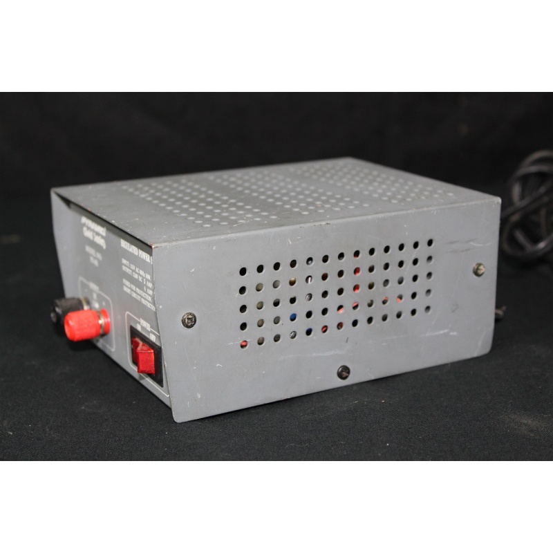 PYRAMID PS-4K REGULATED POWER SUPPLY CONVERTER