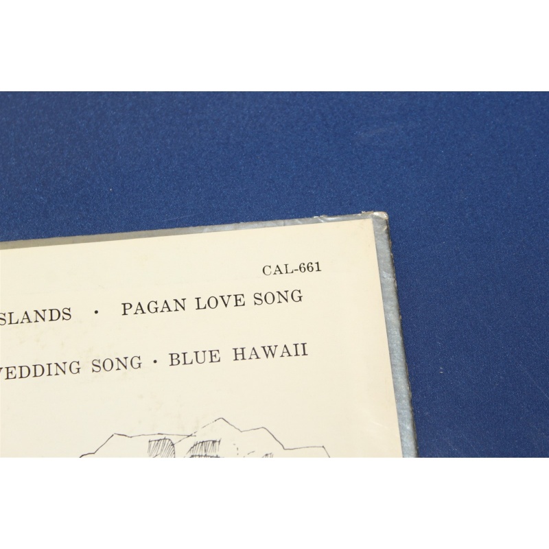 Living Strings Play Music Of Hawaii CAL-661 Vinyl LP, Album, Mono - 50-079