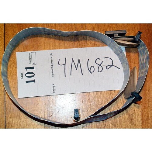 4M682  DELL COMPUTER SERVER CABLES
