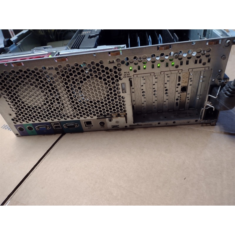 HP PROLIANT SERVER DL580 G2 / 2 x 2.5 GHZ / CD / FLoppy