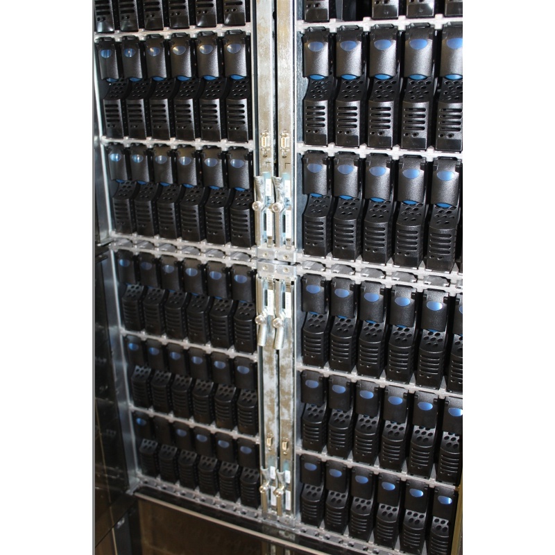 EMC Symmetrix DMX1000/2000/3000 Drive Filler Blank 100-560-002 - 08T585