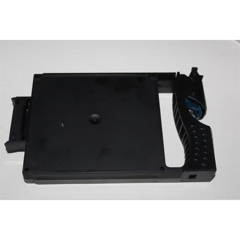 EMC Symmetrix DMX1000/2000/3000 Drive Filler Blank 100-560-002 - 08T585