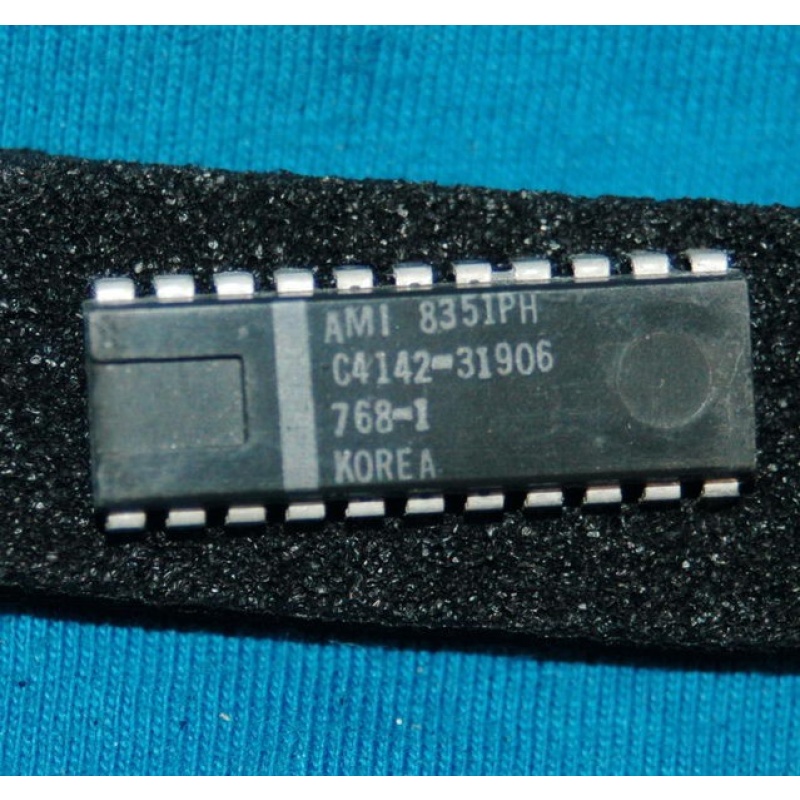 AMI 8351PH ~ C4142-31906 ~ 768-1 ~INTEGRATED CIRCUIT IC