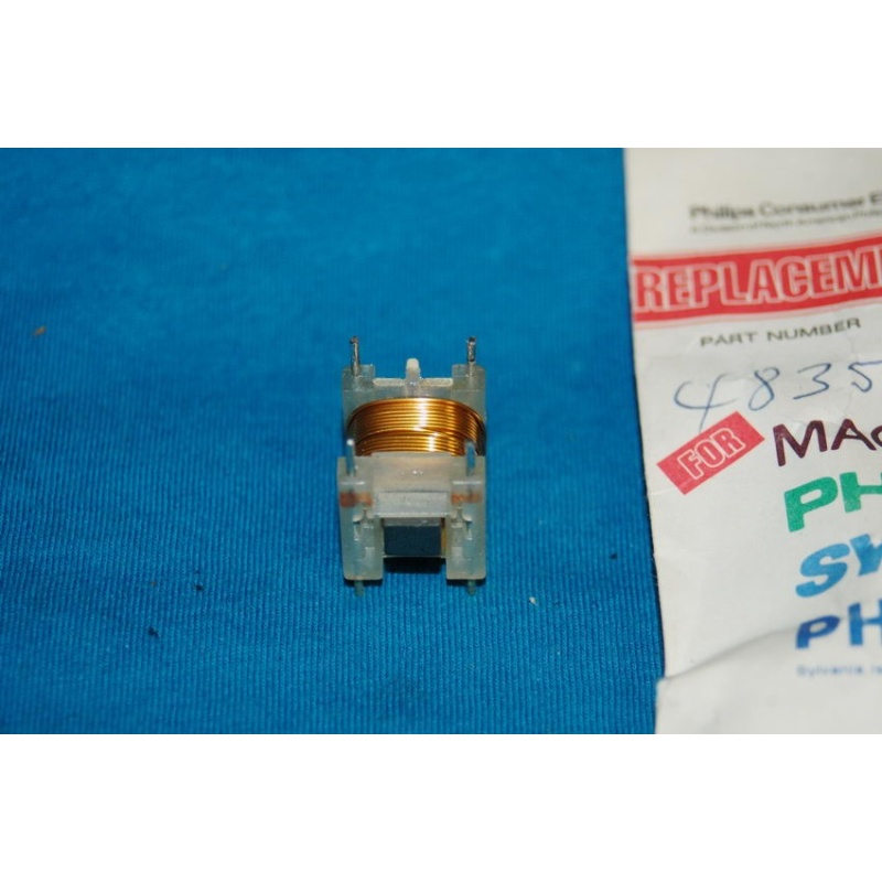 ~ INTEGRATED CIRCUIT IC