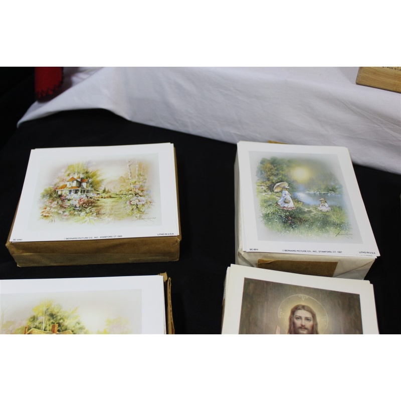 Lot of 2000 ART Prints Various Sizes Lot #58283