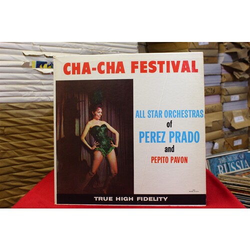 Perez Prado And His Orchestra; Pepito Pavon Orchestra Cha-Cha Festival M 647 Vin