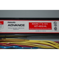 New Advance VZT-4S32-HL Mark 7 0-10V Dimm Electronic Ballast 277V F32T8