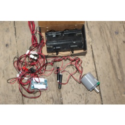 KNEX Motor / Battery Pack AND 2 Motion/Light Sensors From Store Display Knex