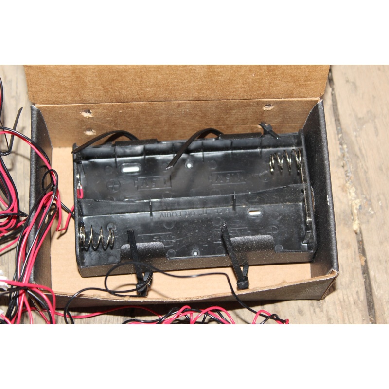 KNEX Motor / Battery Pack AND 2 Motion/Light Sensors From Store Display Knex