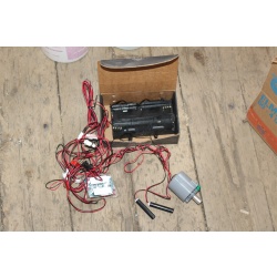 KNEX Motor / Battery Pack AND 2 Motion/Light Sensors From Store Display Knex