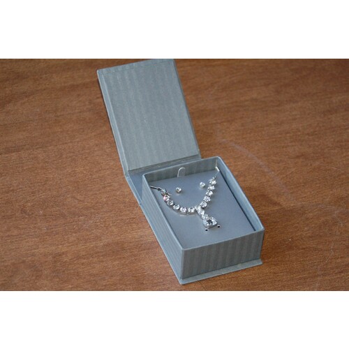 Lot of 100 Jewelry Gift Box Necklace & Earring Set Size - 3.5" x 2.6" x 1.5" New