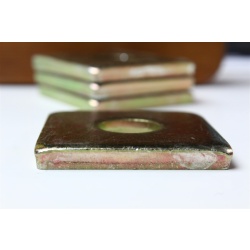 2" Square Flat Washer Yellow Zinc Plated Steel 0.7" ID, 1/4" Thick 5/8" Bolt