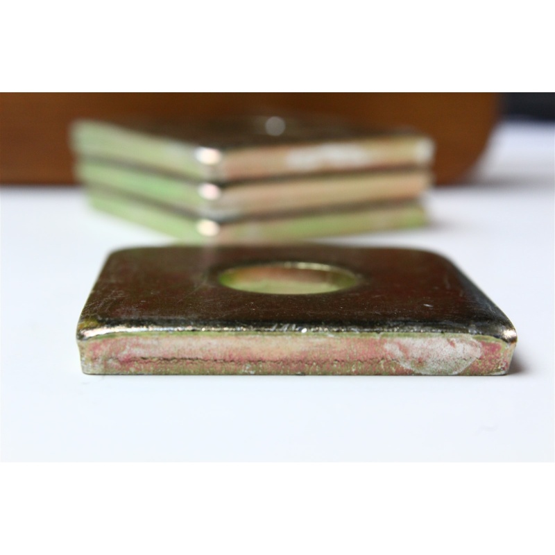 2" Square Flat Washer Yellow Zinc Plated Steel 0.7" ID, 1/4" Thick 5/8" Bolt