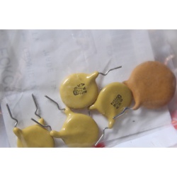 Panasonic ECKC3D222KBR CERAMIC CAPACITOR - PACK OF 5