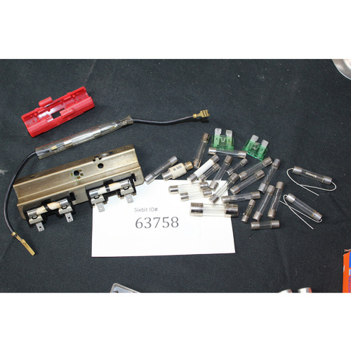 LOT OF MISC FUSES AND FUSE HOLDERS