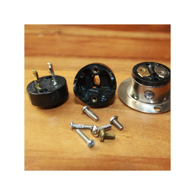 ANTIQUE VINTAGE TURN & PULL HART-LOCK PLUG ENDS 63762