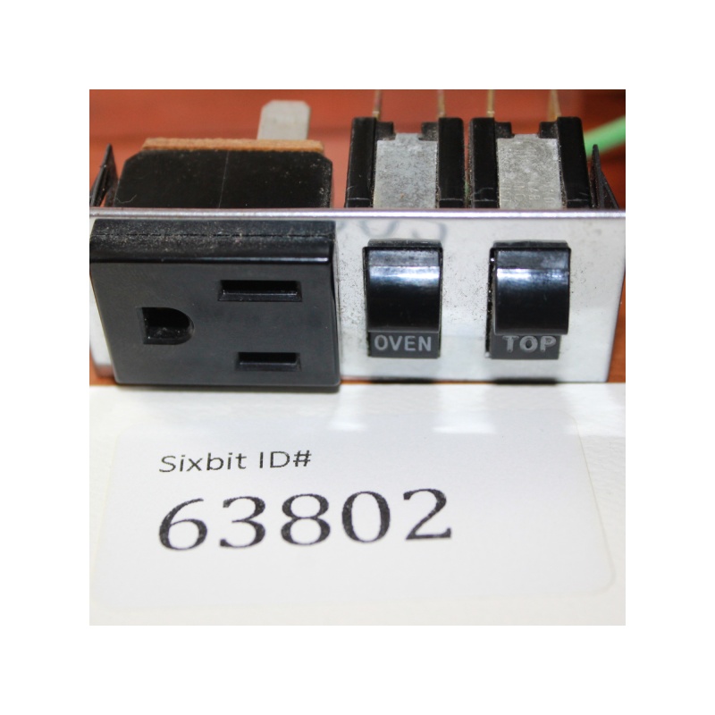 ANTIQUE VINTAGE RANGE TOP OVEN DUAL LIGHT SWITCH WITH RECEPTACLE 63802