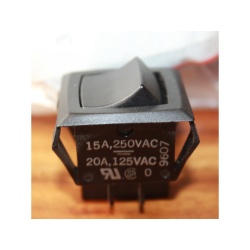 SWITCH CURVETTE CARLING 3xc57 20A 125V, 15A 250V RGSCA211-R-B-B-O-XG