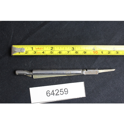 Turntable Phonograph Record Player Spindle (64259)