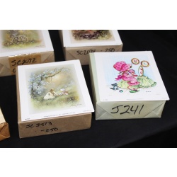 Lot of 2000 ART Prints Various Sizes Lot #7342