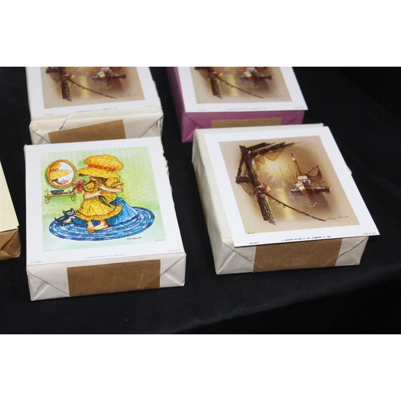 Lot of 2000 ART Prints Various Sizes Lot #7356