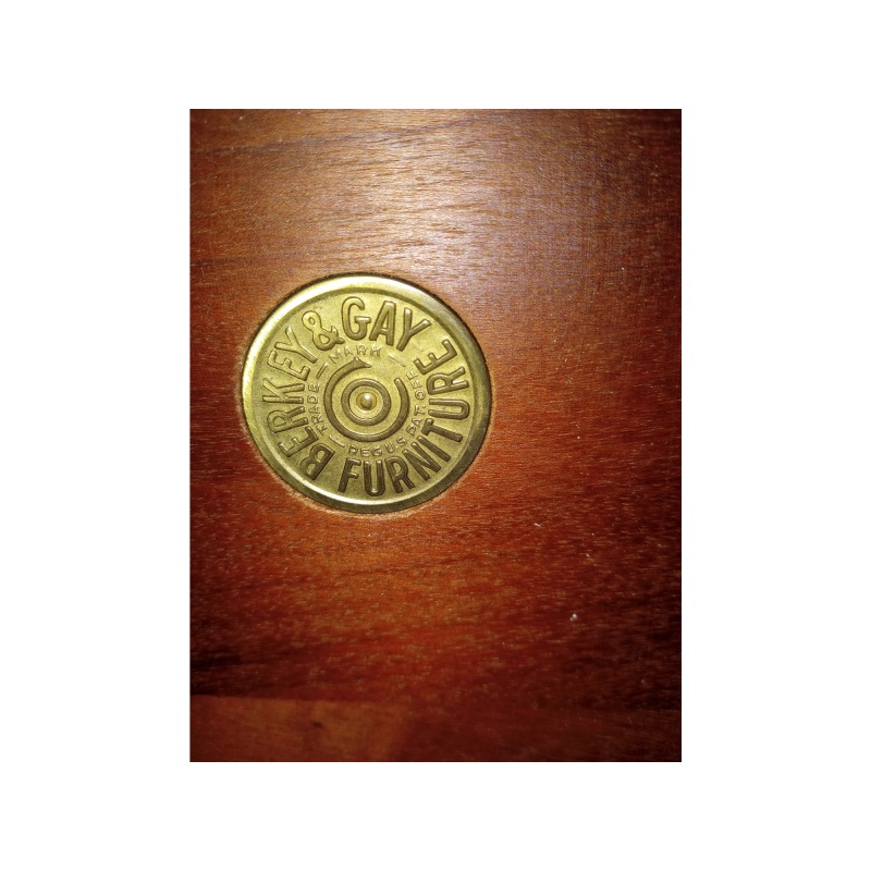 Vintage BERKEY & GAY Furniture 3 Drawer DRESSER WITH MIRROR - 48" x 22.5" x 75"