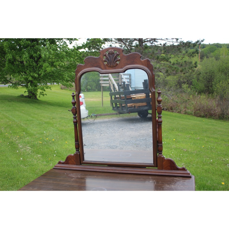Vintage BERKEY & GAY Furniture 3 Drawer DRESSER WITH MIRROR - 48" x 22.5" x 75"