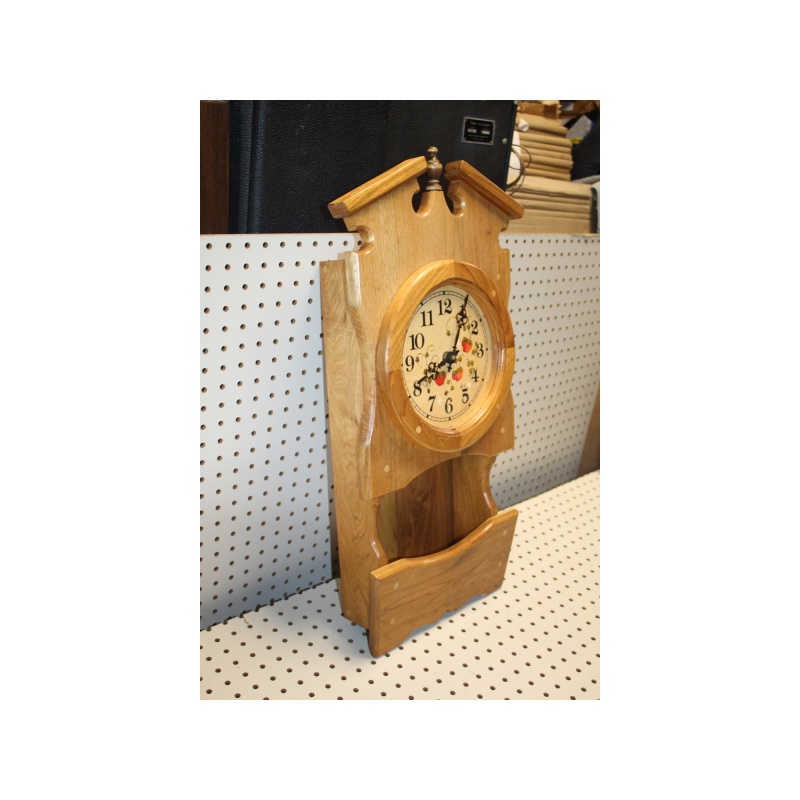 Very Nice Hand Crafted Country Clock by Schenectady, NY Local 1992