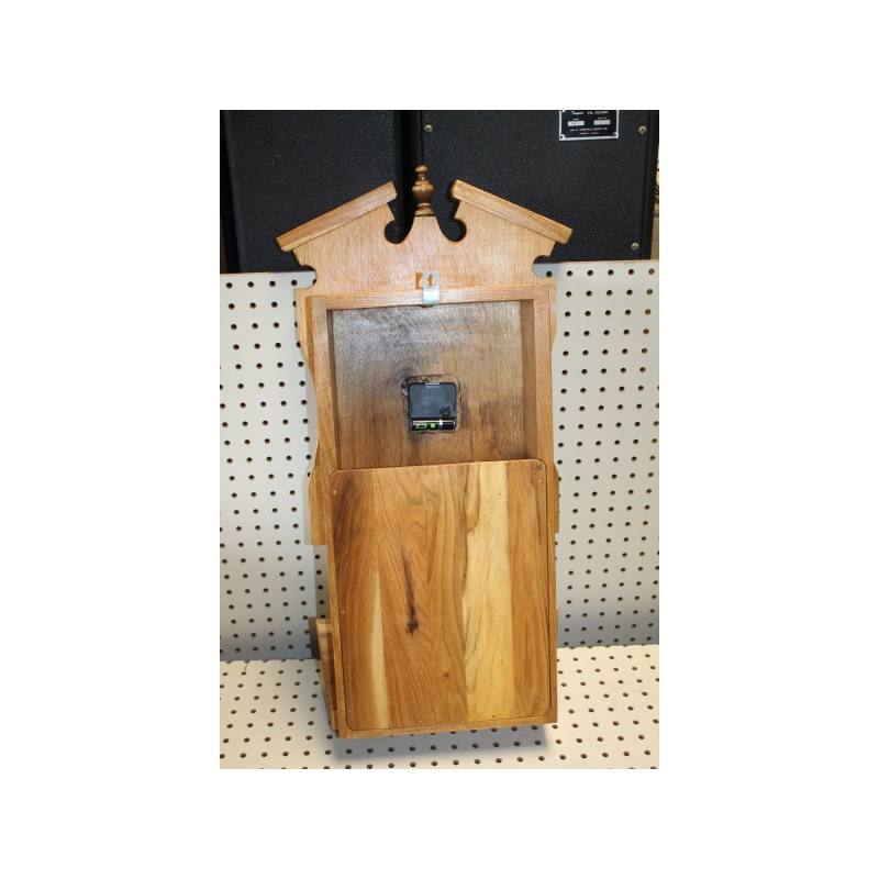 Very Nice Hand Crafted Country Clock by Schenectady, NY Local 1992