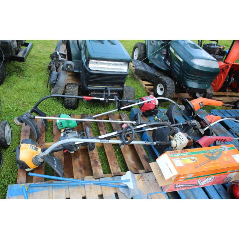 Lot of Gas Powered Weed Wackers - String Trimmers All Need Service or Repair 