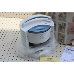 Black+Decker JW200 Lids Off Jar Opener, White - With Orig. Box -