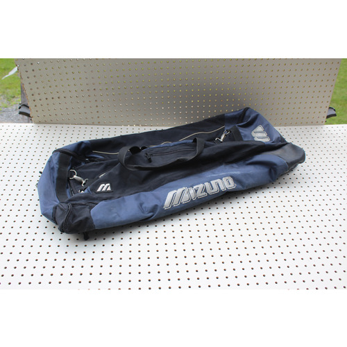 Very Large Mizuno Baseball - Softball - Football - Hockey - Sports Bag