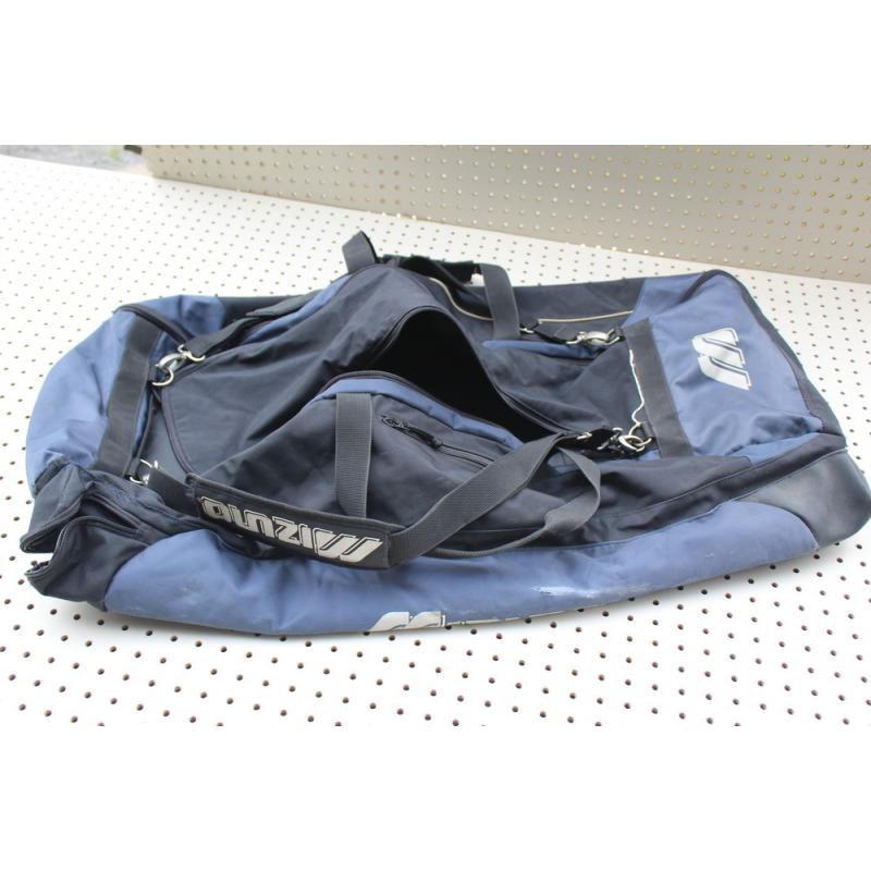 Very Large Mizuno Baseball - Softball - Football - Hockey - Sports Bag