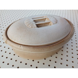 VINTAGE LARGE STONEWARE ROASTER WITH LID