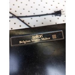 Salton Belgian Waffle Maker Model WM - 4A Black Non-Stick EUC SF
