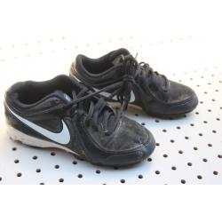Nike Youth Athletic Shoes Size 1 1/2